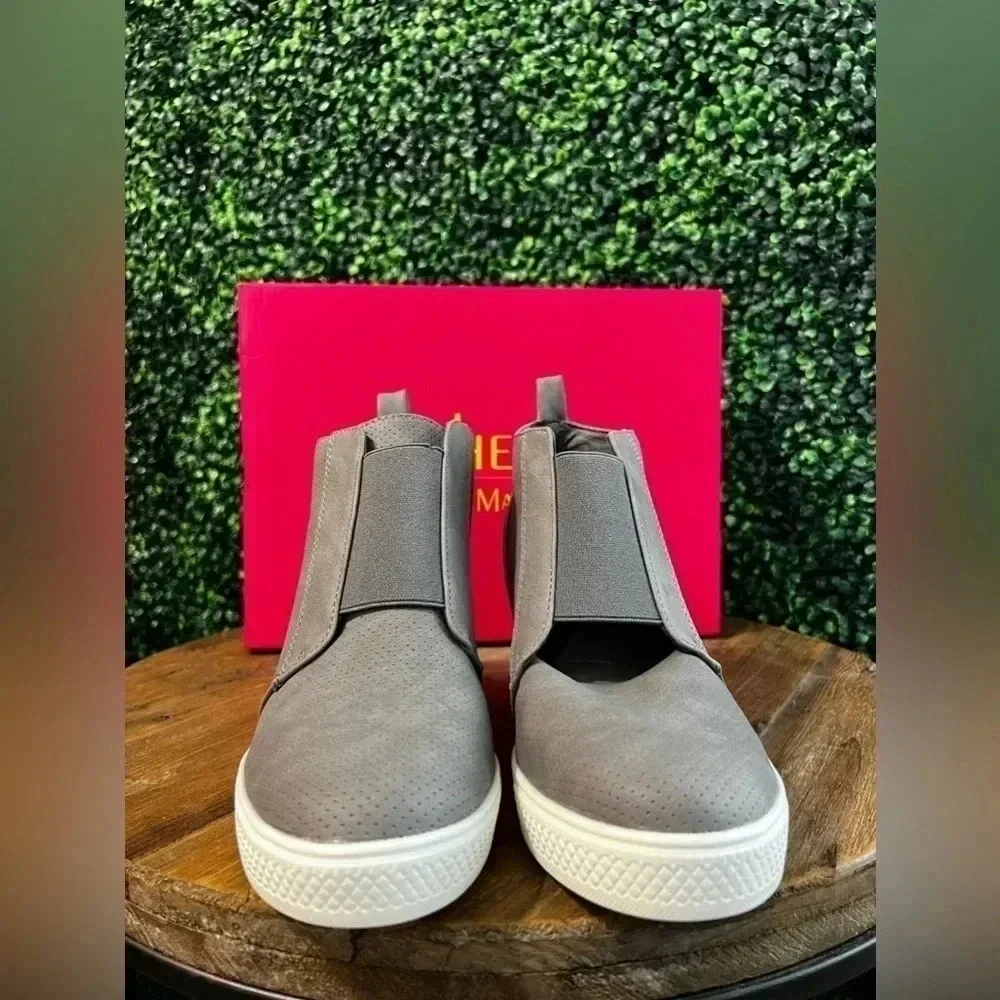 Catherine Malandrino Sabra Wedge Sneaker in Grey - 7.5 NEW
